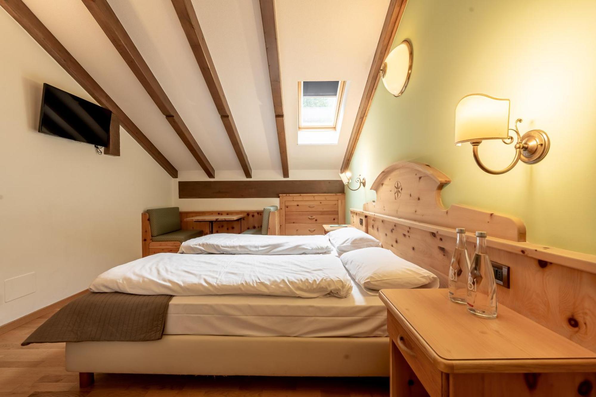 Hotel Villetta Maria Cottage Canazei Eksteriør bilde